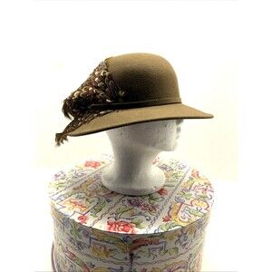 Vtg Mr John Moderne Brown Felt Women Hat Gorgeous Feather Accent w/Hatbox